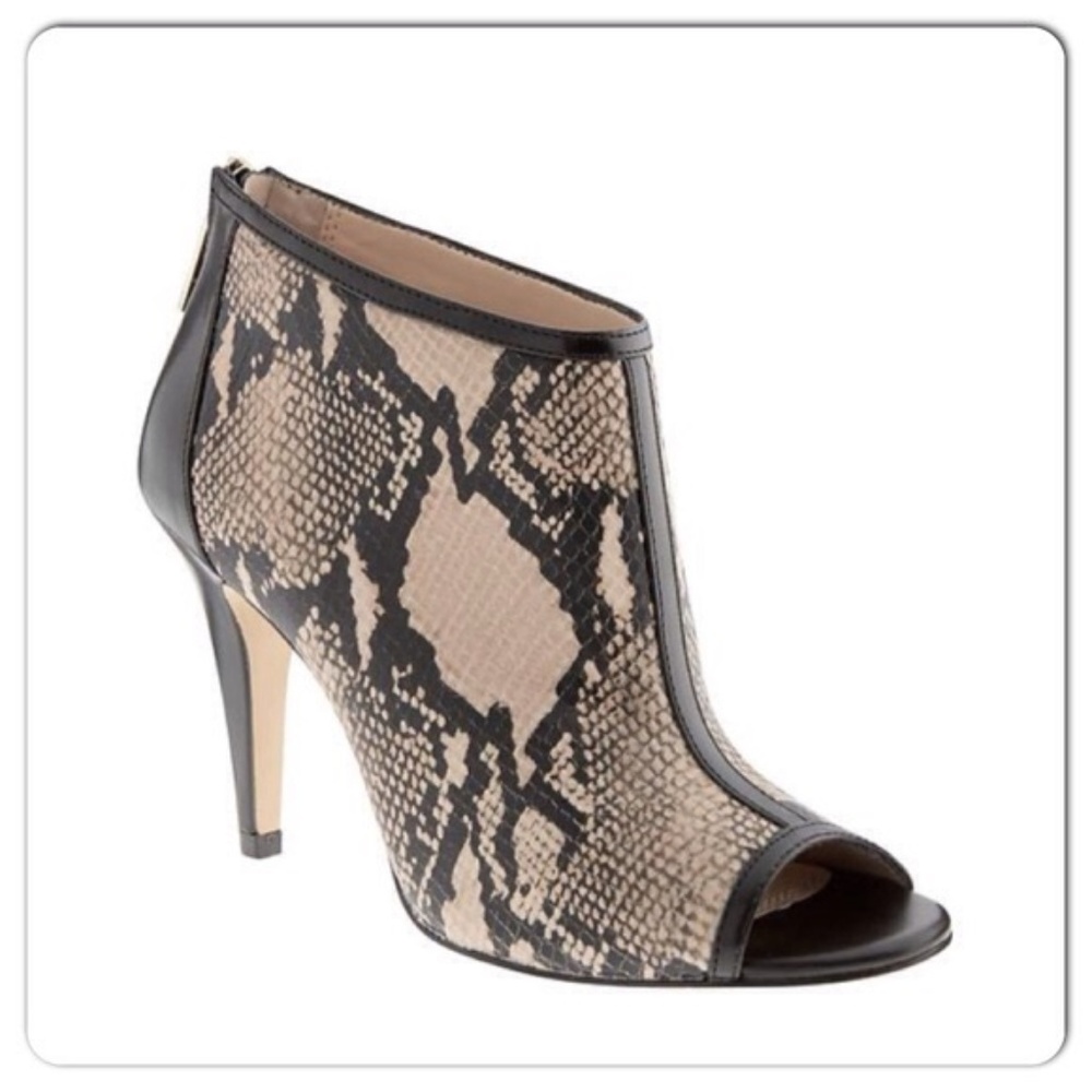 Banana republic Jaida Open Toe Booties Sz 8.5